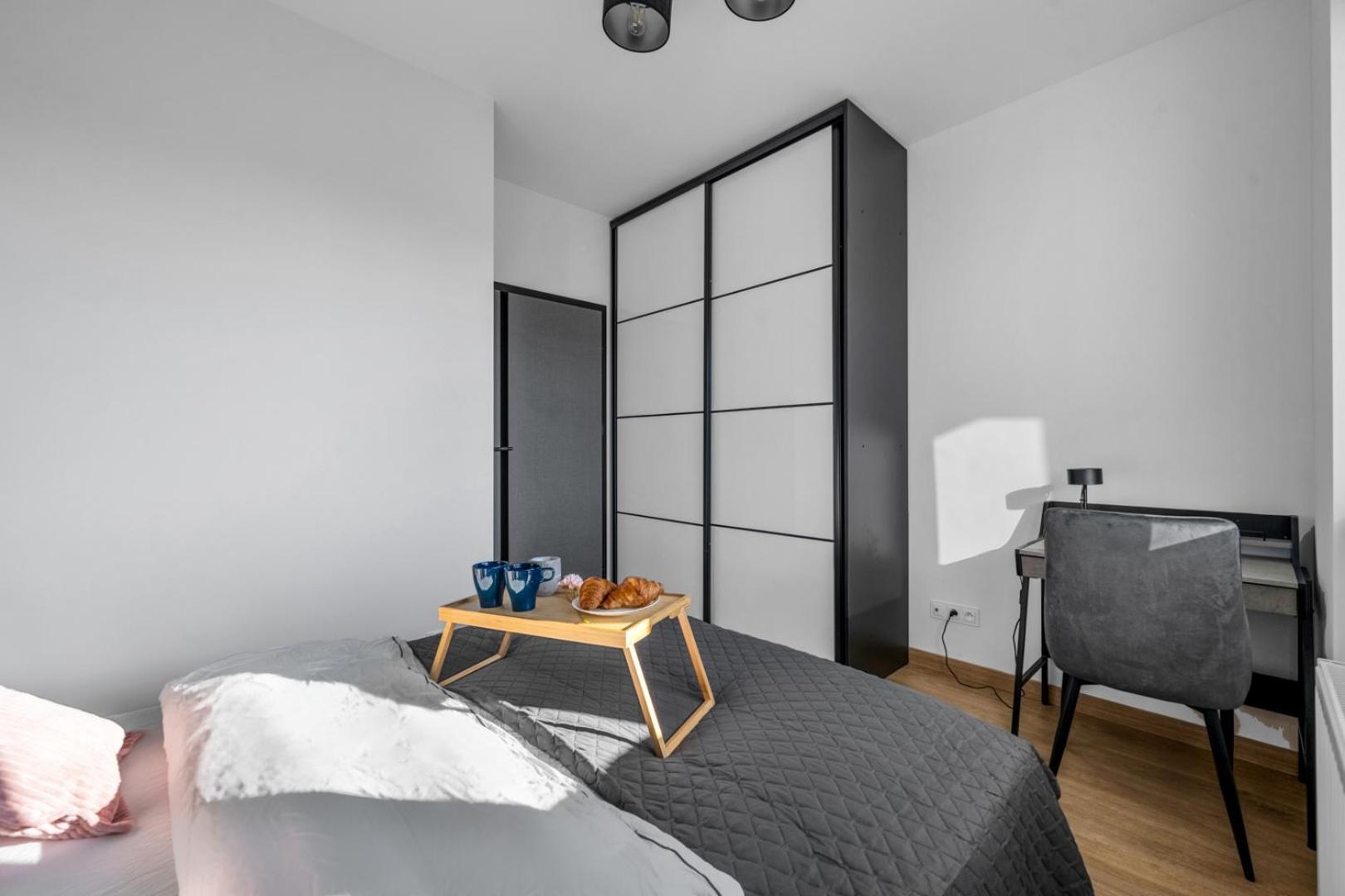 Apartament Praga - Modern Apt, Parking, Near River - By Rentujemy Warszawa
