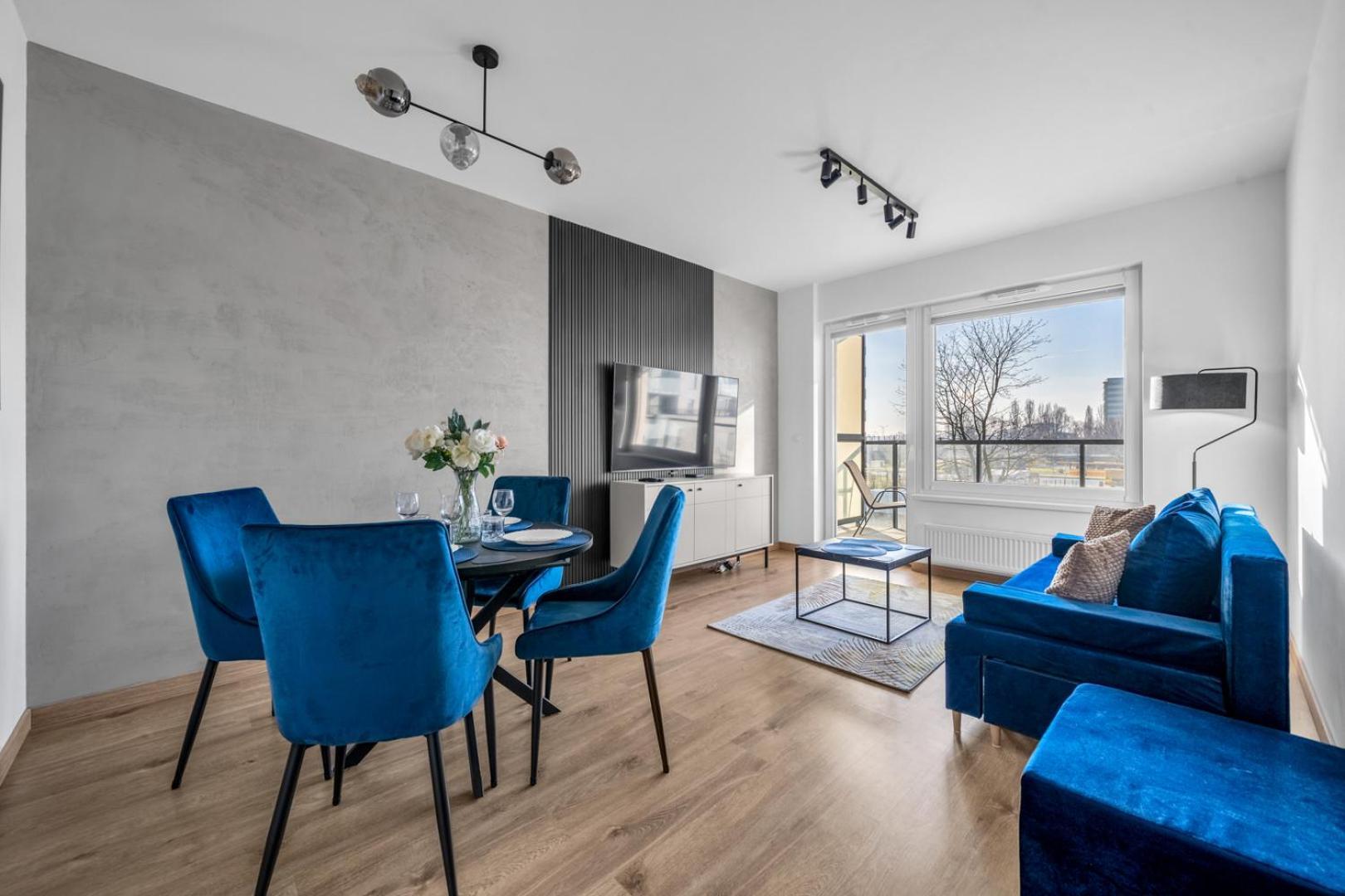 Praga - Modern Apt, Parking, Near River - By Rentujemy Apartment *