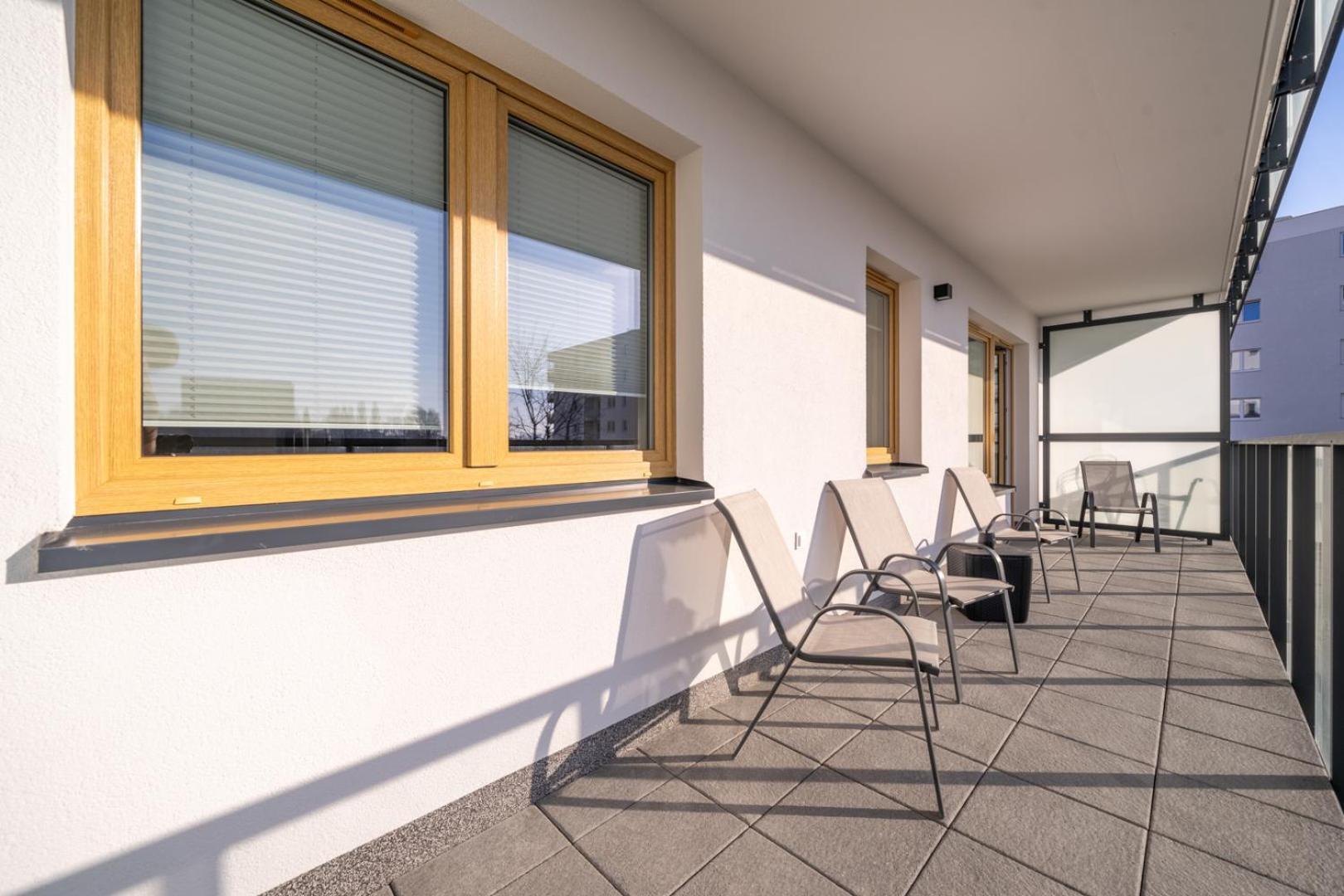 Praga - Modern Apt, Parking, Near River - By Rentujemy * Warszawa