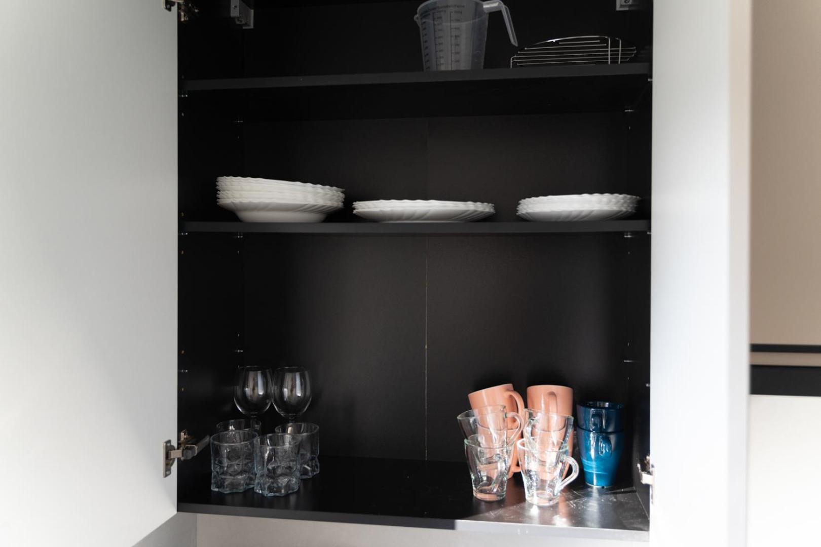 Apartament Praga - Modern Apt, Parking, Near River - By Rentujemy